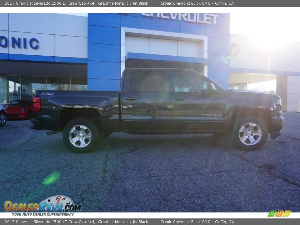 2017 Chevrolet Silverado 1500 LT Crew Cab 4x4 Graphite Metallic / Jet Black Photo #8