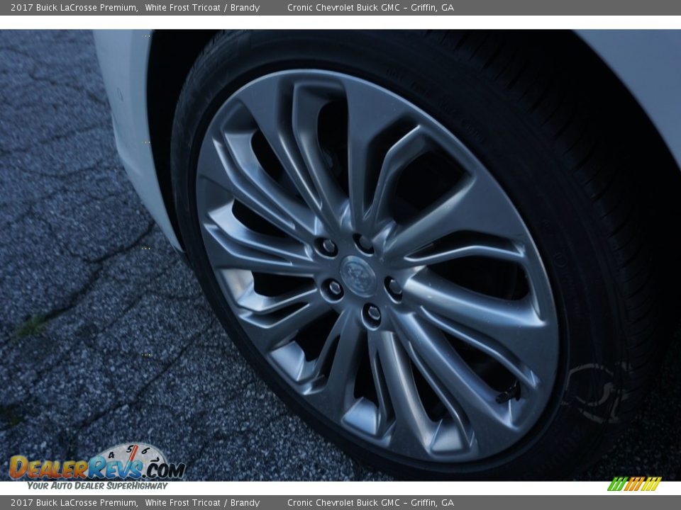 2017 Buick LaCrosse Premium White Frost Tricoat / Brandy Photo #12
