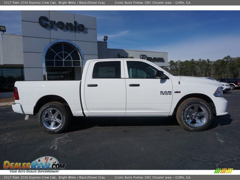 2017 Ram 1500 Express Crew Cab Bright White / Black/Diesel Gray Photo #7