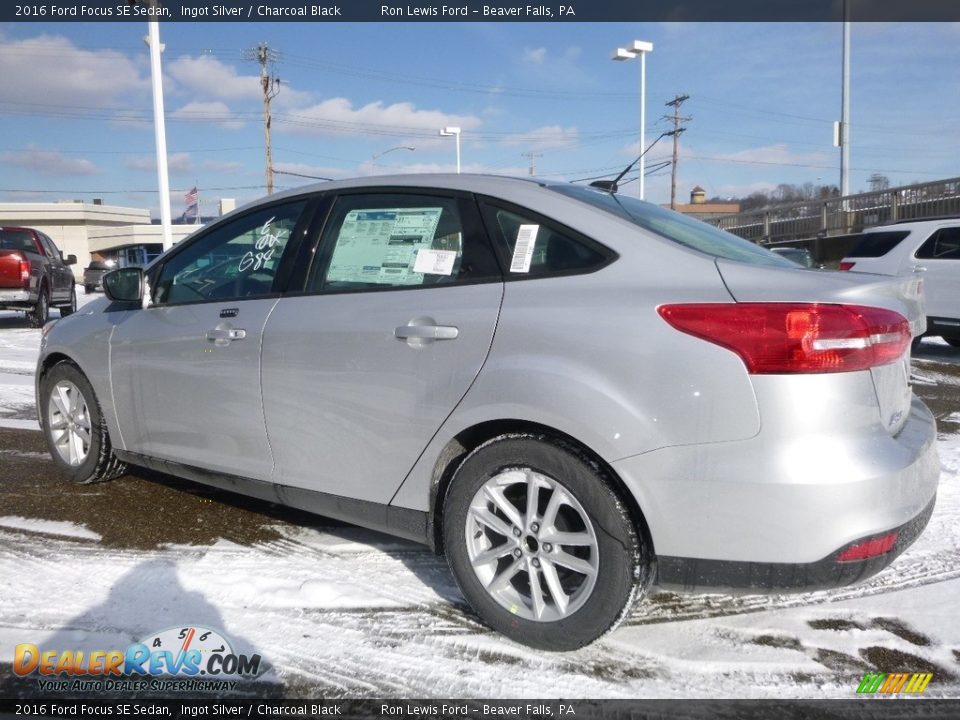 2016 Ford Focus SE Sedan Ingot Silver / Charcoal Black Photo #5