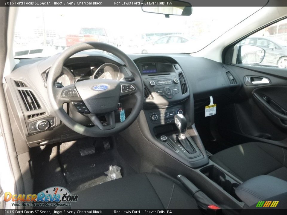 2016 Ford Focus SE Sedan Ingot Silver / Charcoal Black Photo #13
