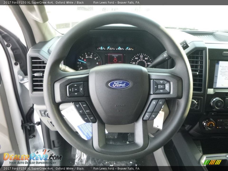 2017 Ford F150 XL SuperCrew 4x4 Oxford White / Black Photo #16