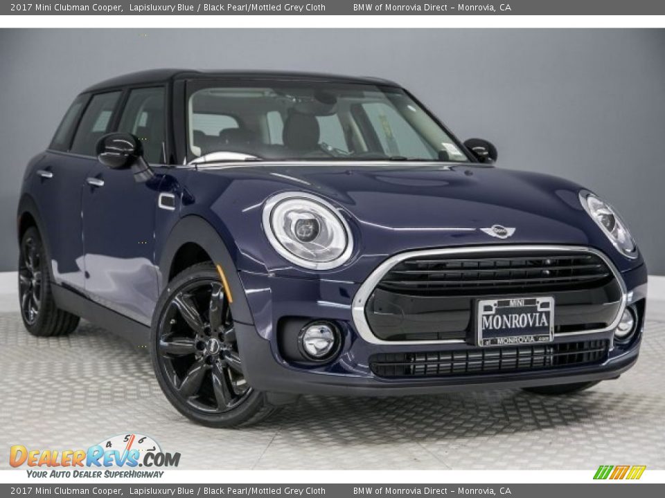 Front 3/4 View of 2017 Mini Clubman Cooper Photo #12