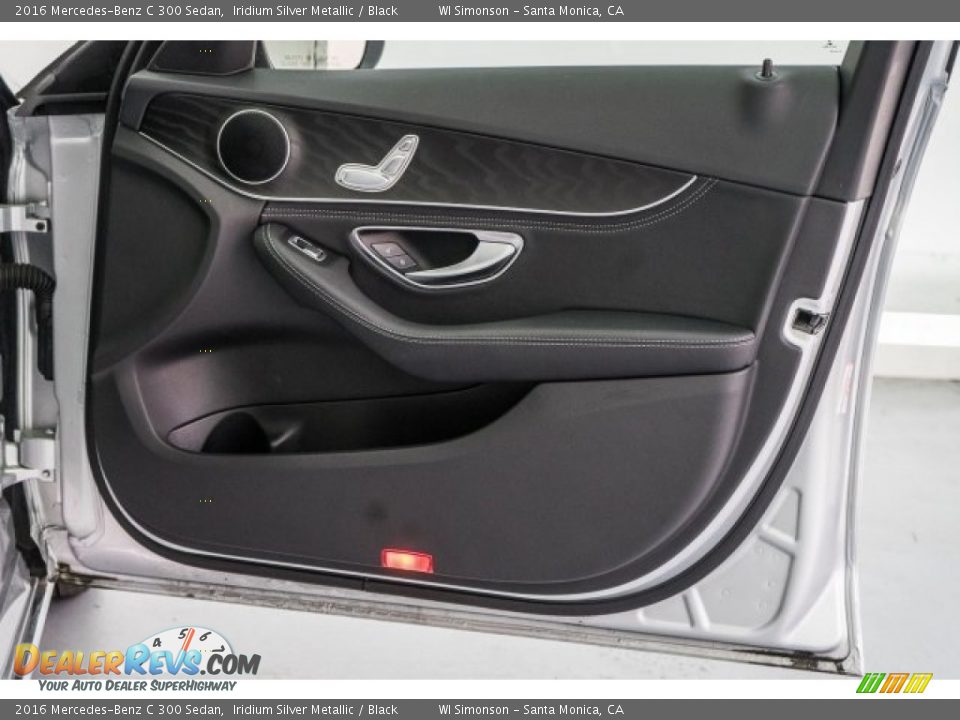 Door Panel of 2016 Mercedes-Benz C 300 Sedan Photo #25