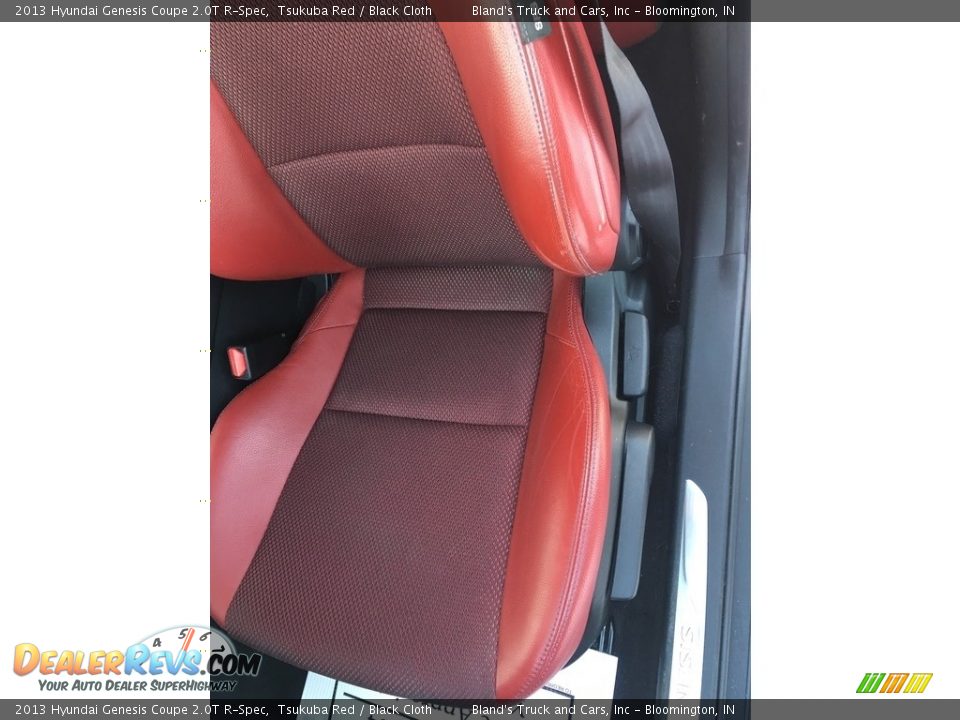2013 Hyundai Genesis Coupe 2.0T R-Spec Tsukuba Red / Black Cloth Photo #9