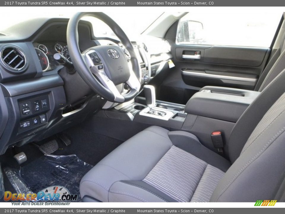 2017 Toyota Tundra SR5 CrewMax 4x4 Silver Sky Metallic / Graphite Photo #5