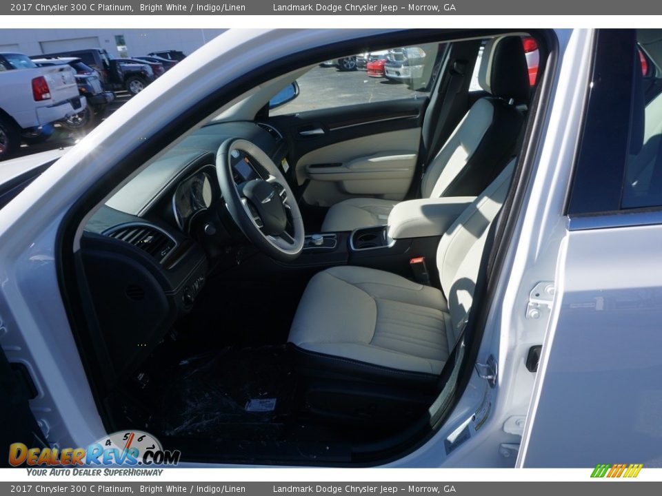 Indigo/Linen Interior - 2017 Chrysler 300 C Platinum Photo #4