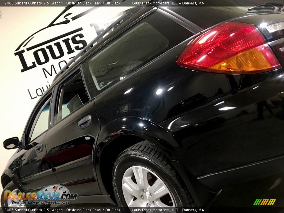 2005 Subaru Outback 2.5i Wagon Obsidian Black Pearl / Off Black Photo #21