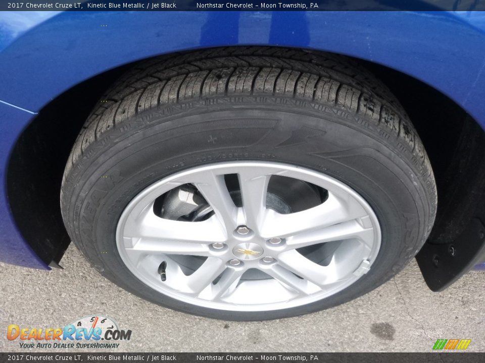 2017 Chevrolet Cruze LT Kinetic Blue Metallic / Jet Black Photo #9