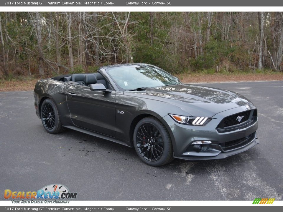 Front 3/4 View of 2017 Ford Mustang GT Premium Convertible Photo #16