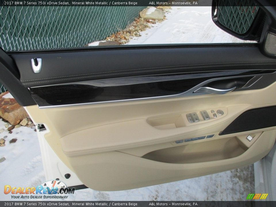 2017 BMW 7 Series 750i xDrive Sedan Mineral White Metallic / Canberra Beige Photo #10