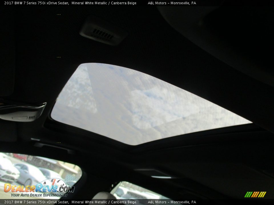 2017 BMW 7 Series 750i xDrive Sedan Mineral White Metallic / Canberra Beige Photo #11