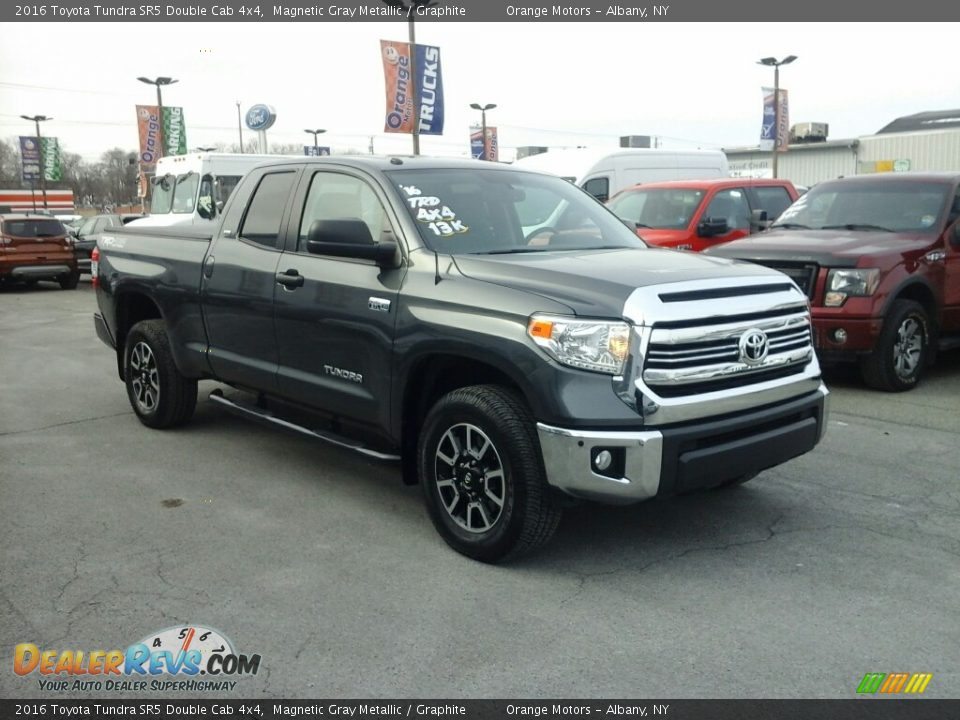 2016 Toyota Tundra SR5 Double Cab 4x4 Magnetic Gray Metallic / Graphite Photo #1