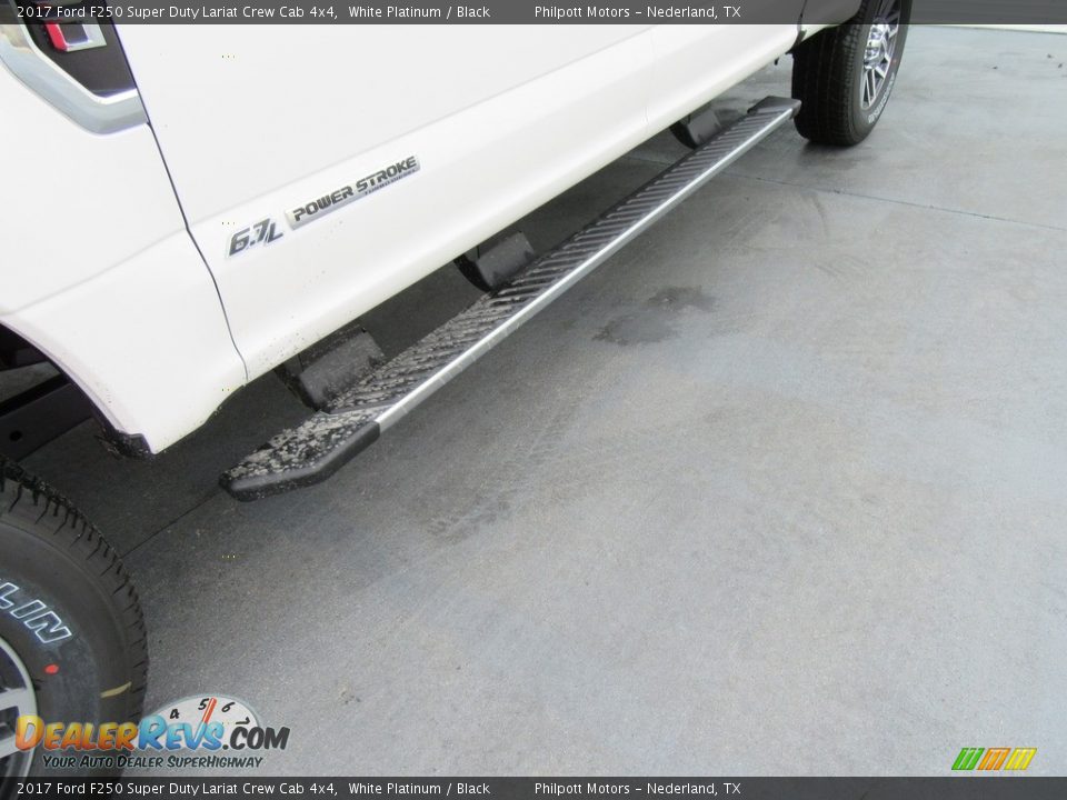 2017 Ford F250 Super Duty Lariat Crew Cab 4x4 White Platinum / Black Photo #12