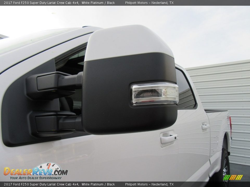2017 Ford F250 Super Duty Lariat Crew Cab 4x4 White Platinum / Black Photo #13
