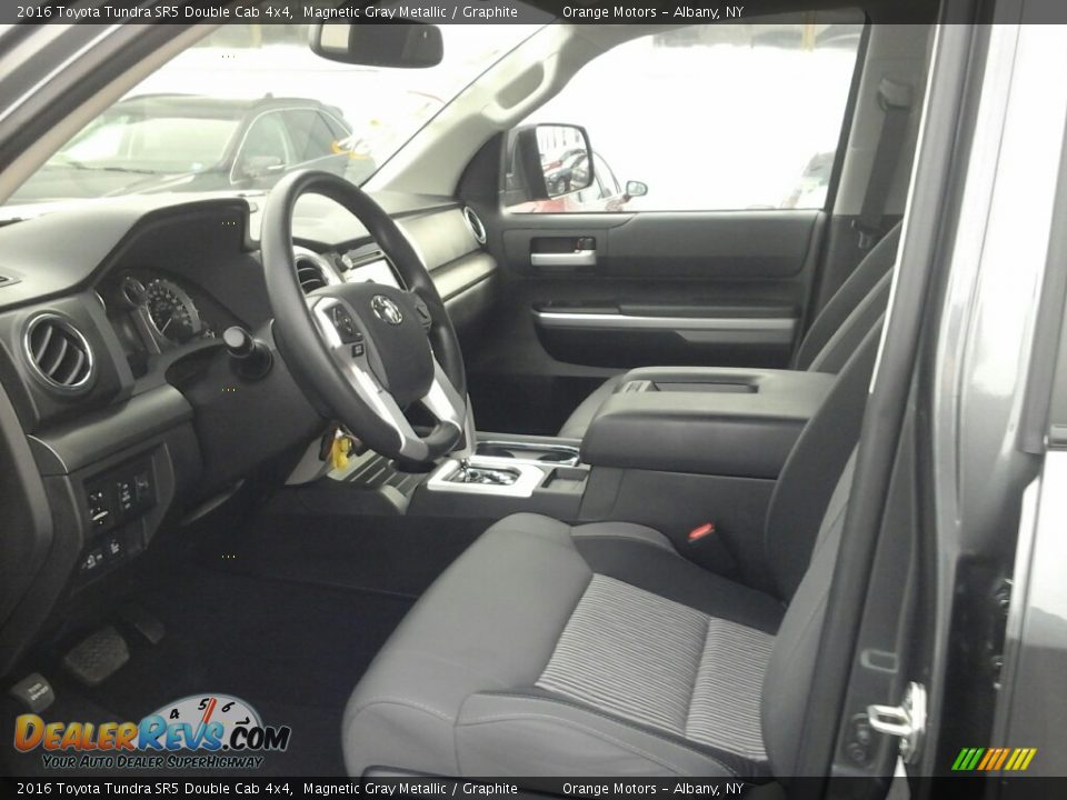 2016 Toyota Tundra SR5 Double Cab 4x4 Magnetic Gray Metallic / Graphite Photo #8