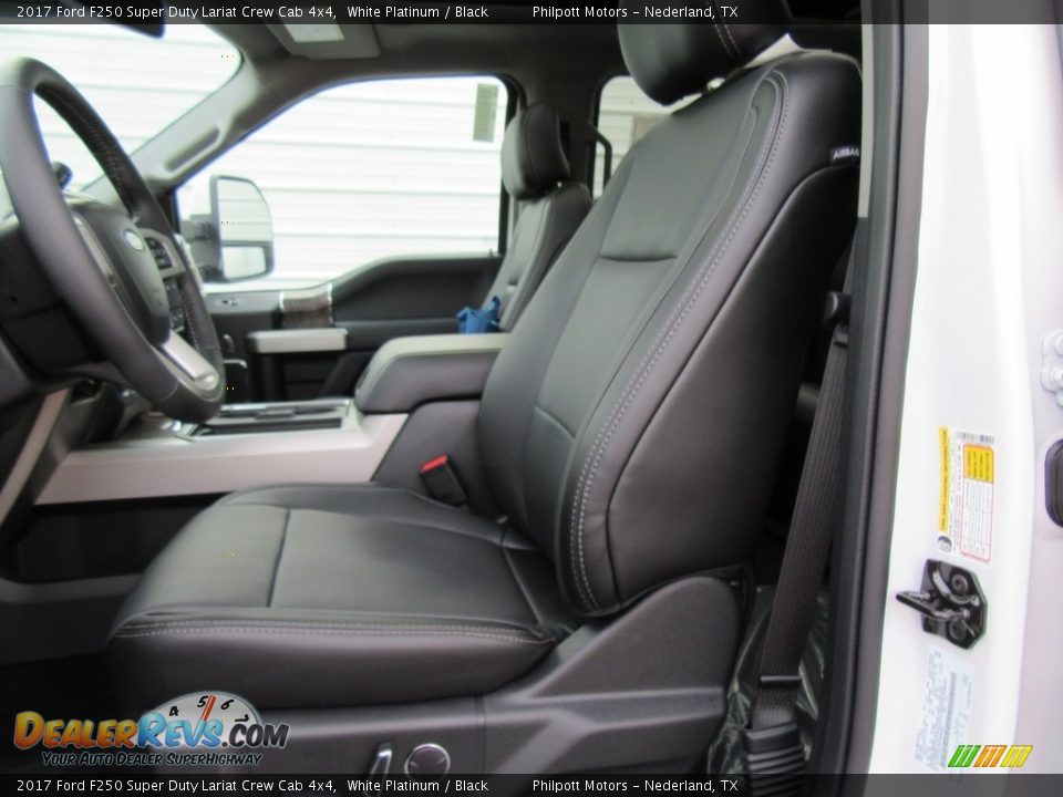 2017 Ford F250 Super Duty Lariat Crew Cab 4x4 White Platinum / Black Photo #23