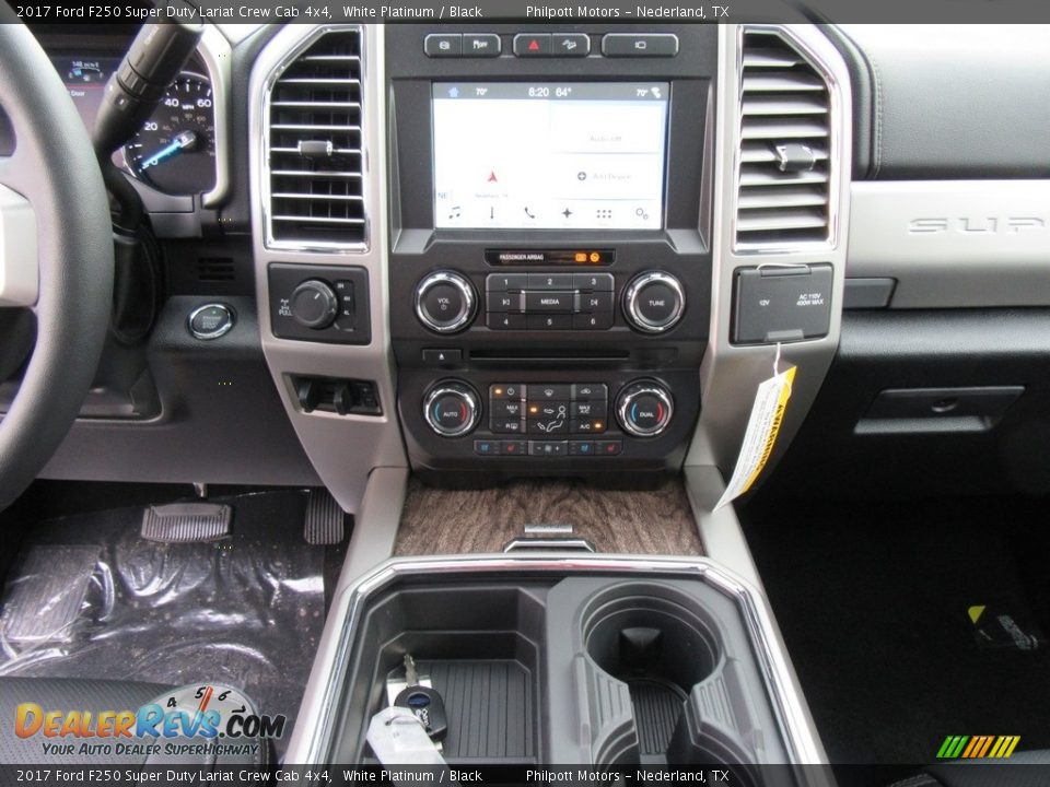 2017 Ford F250 Super Duty Lariat Crew Cab 4x4 White Platinum / Black Photo #27