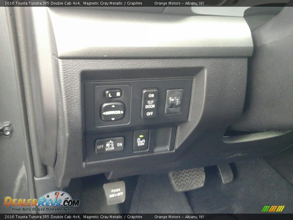2016 Toyota Tundra SR5 Double Cab 4x4 Magnetic Gray Metallic / Graphite Photo #21