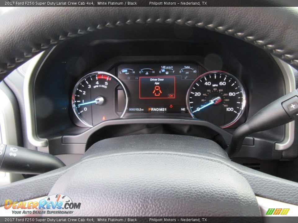 2017 Ford F250 Super Duty Lariat Crew Cab 4x4 White Platinum / Black Photo #35