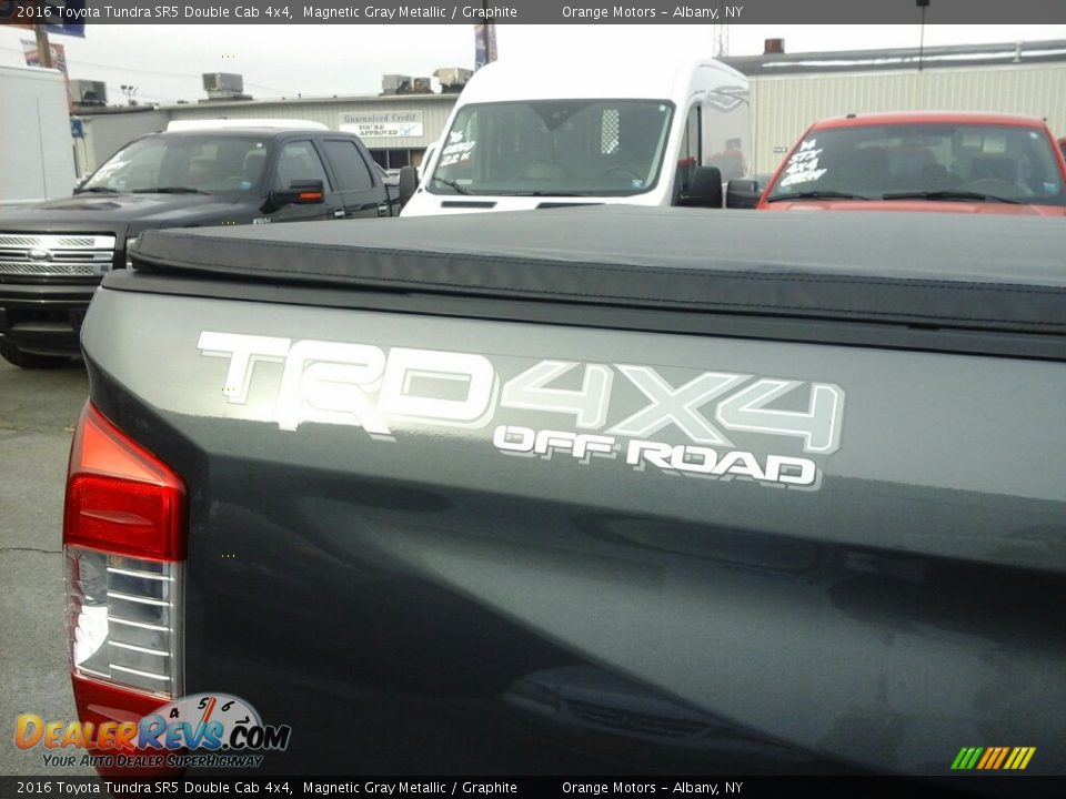 2016 Toyota Tundra SR5 Double Cab 4x4 Magnetic Gray Metallic / Graphite Photo #25
