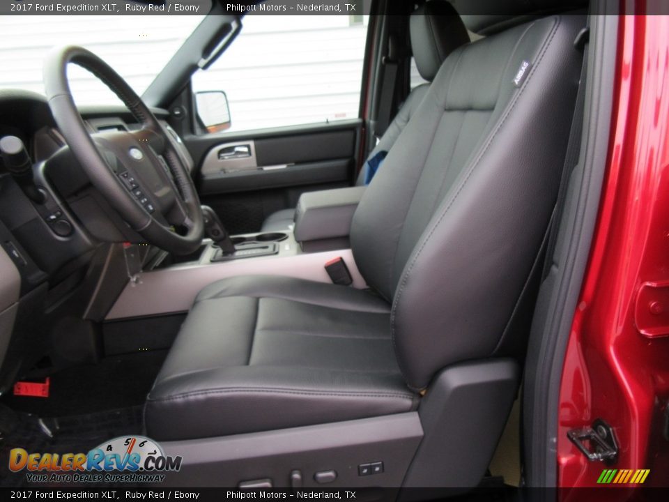 2017 Ford Expedition XLT Ruby Red / Ebony Photo #25