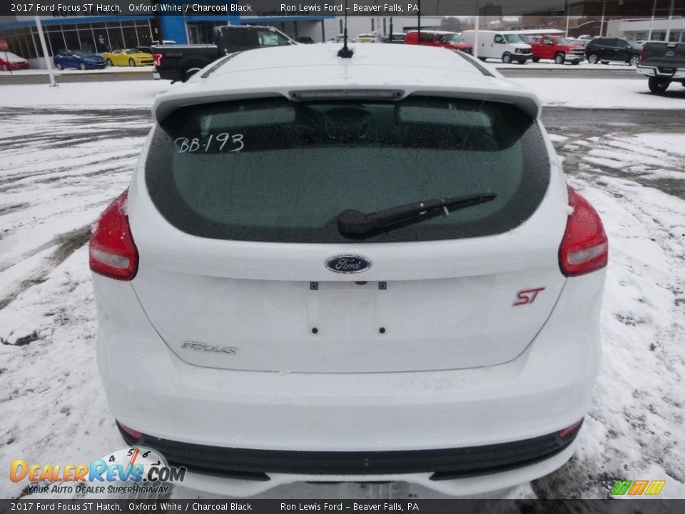 2017 Ford Focus ST Hatch Oxford White / Charcoal Black Photo #3