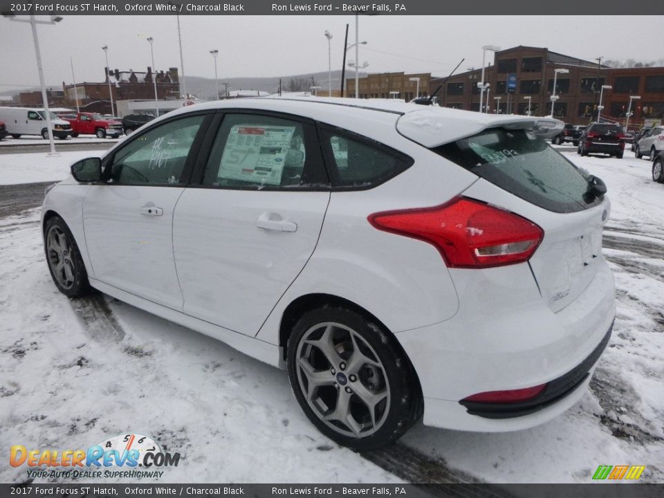 2017 Ford Focus ST Hatch Oxford White / Charcoal Black Photo #5