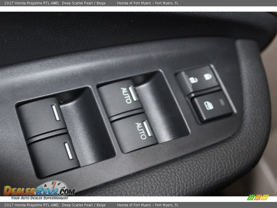 Controls of 2017 Honda Ridgeline RTL AWD Photo #8