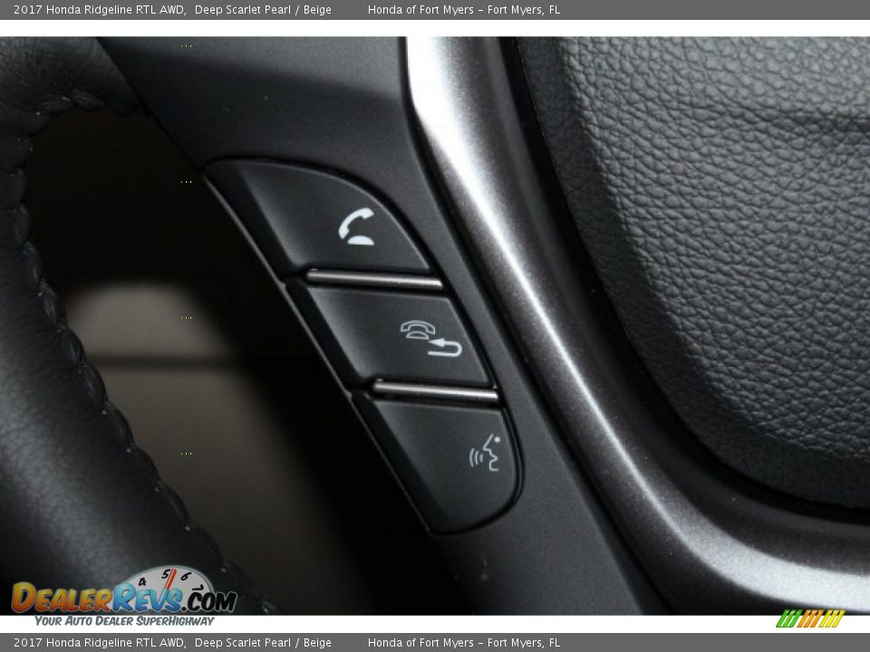 Controls of 2017 Honda Ridgeline RTL AWD Photo #15