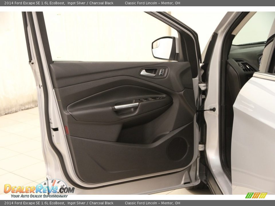 2014 Ford Escape SE 1.6L EcoBoost Ingot Silver / Charcoal Black Photo #4