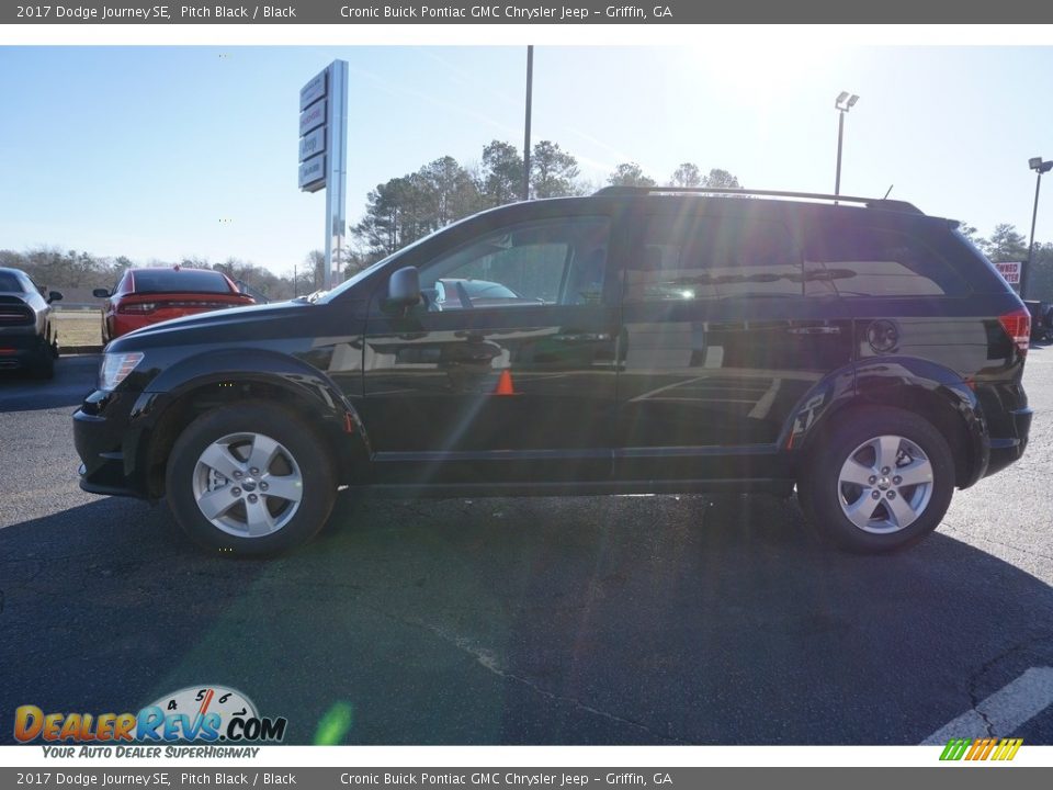 2017 Dodge Journey SE Pitch Black / Black Photo #4