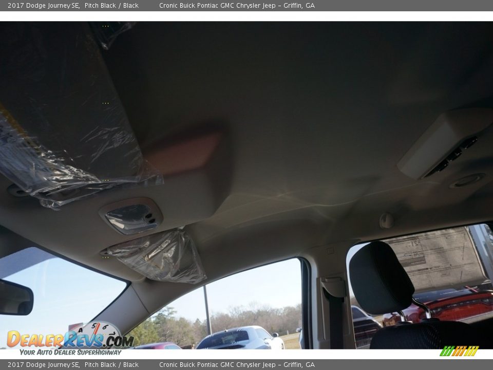 2017 Dodge Journey SE Pitch Black / Black Photo #10