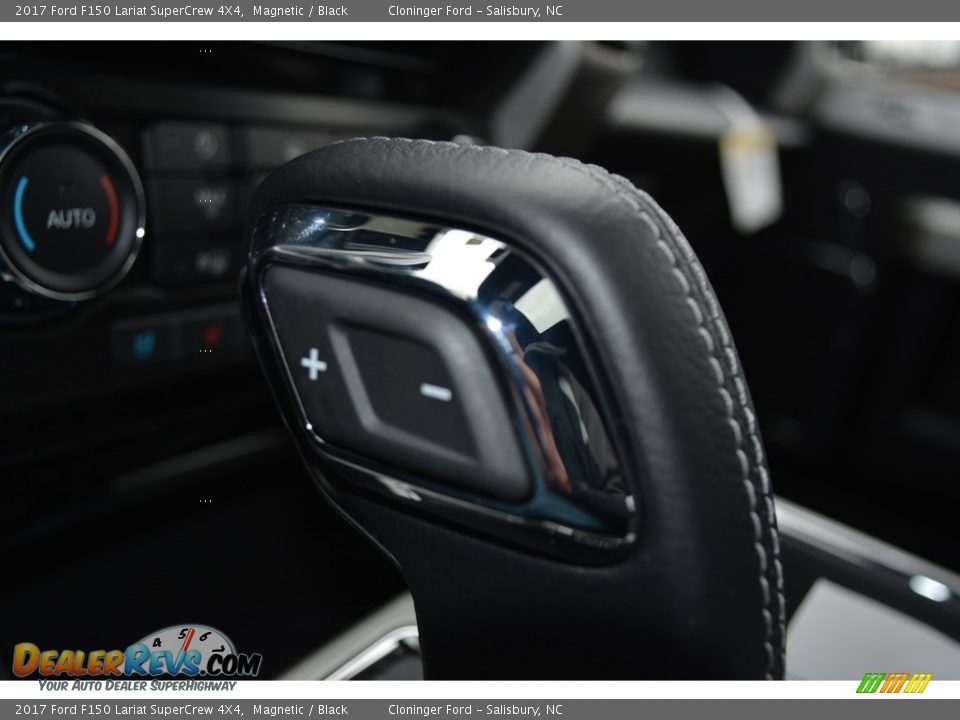 2017 Ford F150 Lariat SuperCrew 4X4 Magnetic / Black Photo #20