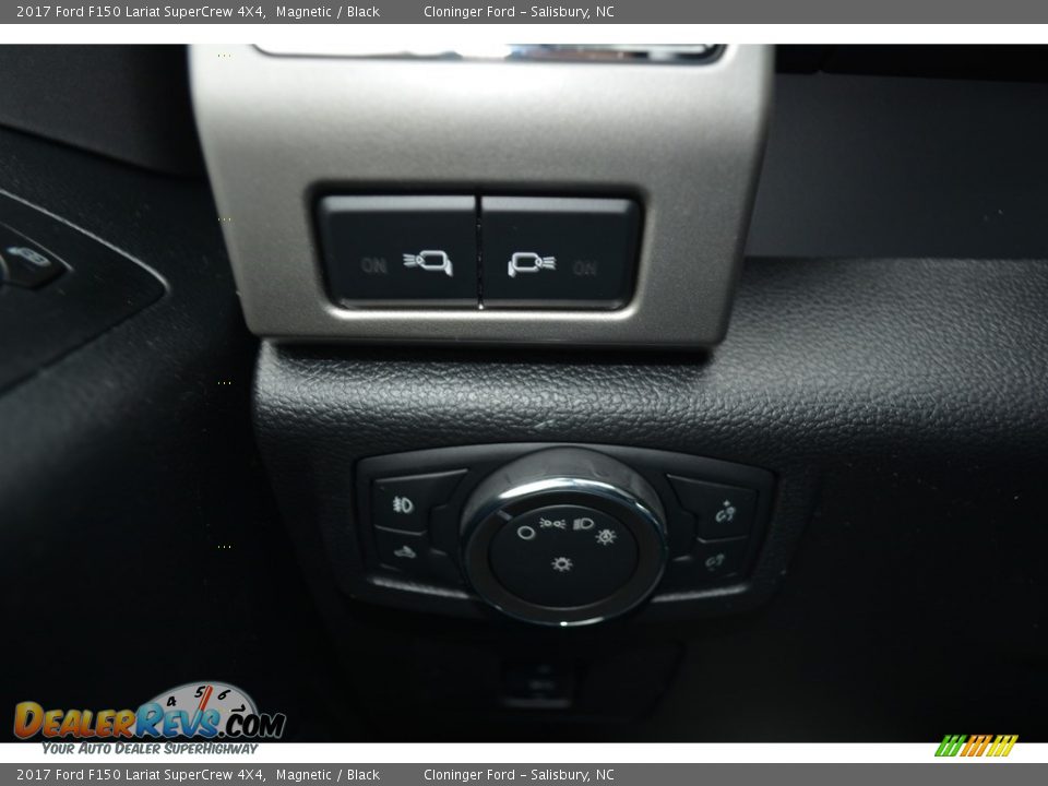 2017 Ford F150 Lariat SuperCrew 4X4 Magnetic / Black Photo #26