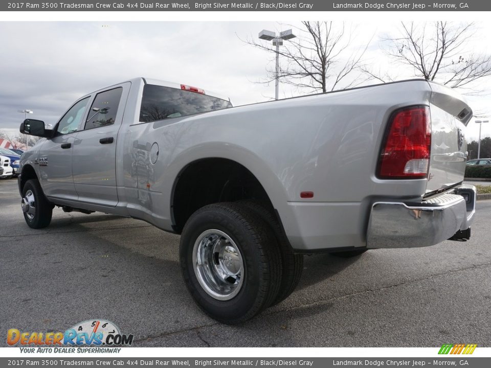 2017 Ram 3500 Tradesman Crew Cab 4x4 Dual Rear Wheel Bright Silver Metallic / Black/Diesel Gray Photo #2