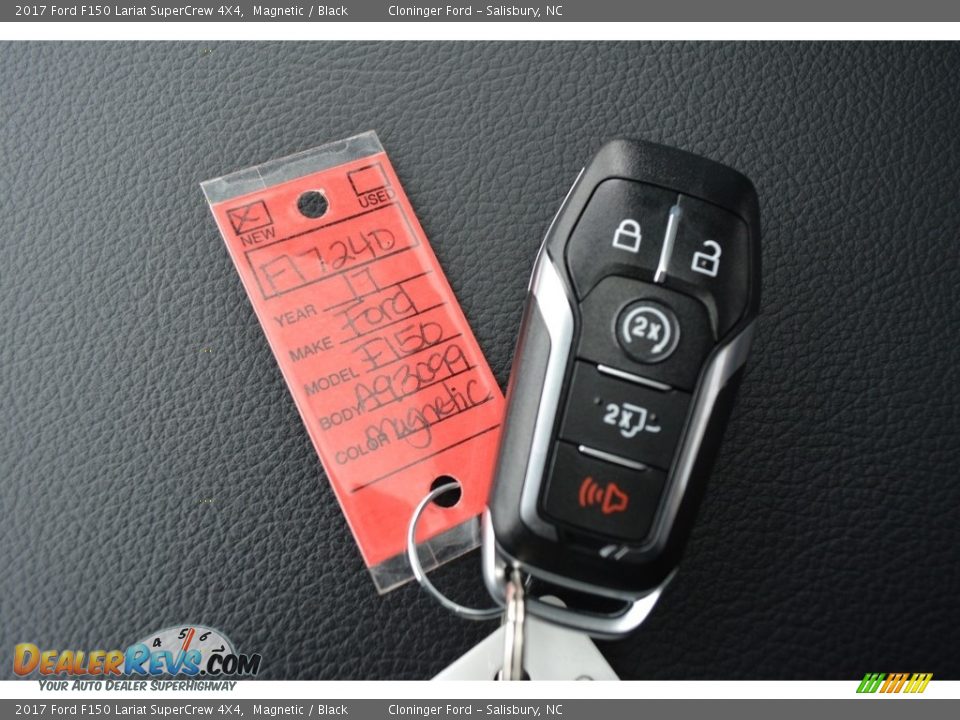 2017 Ford F150 Lariat SuperCrew 4X4 Magnetic / Black Photo #28