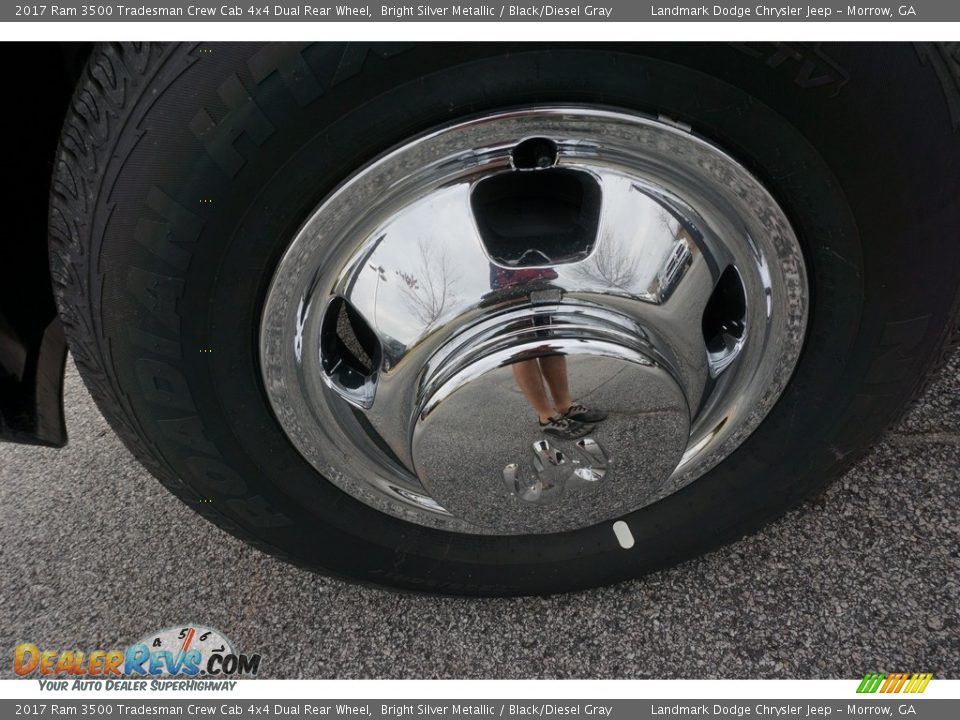 2017 Ram 3500 Tradesman Crew Cab 4x4 Dual Rear Wheel Bright Silver Metallic / Black/Diesel Gray Photo #5