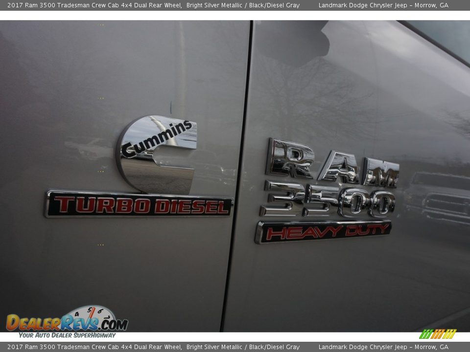 2017 Ram 3500 Tradesman Crew Cab 4x4 Dual Rear Wheel Bright Silver Metallic / Black/Diesel Gray Photo #6
