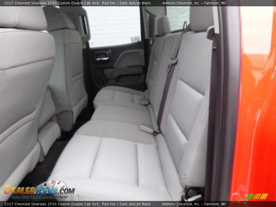 2017 Chevrolet Silverado 1500 Custom Double Cab 4x4 Red Hot / Dark Ash/Jet Black Photo #5