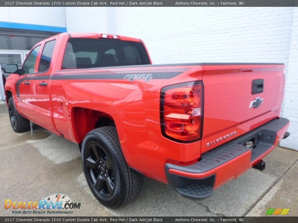 2017 Chevrolet Silverado 1500 Custom Double Cab 4x4 Red Hot / Dark Ash/Jet Black Photo #6