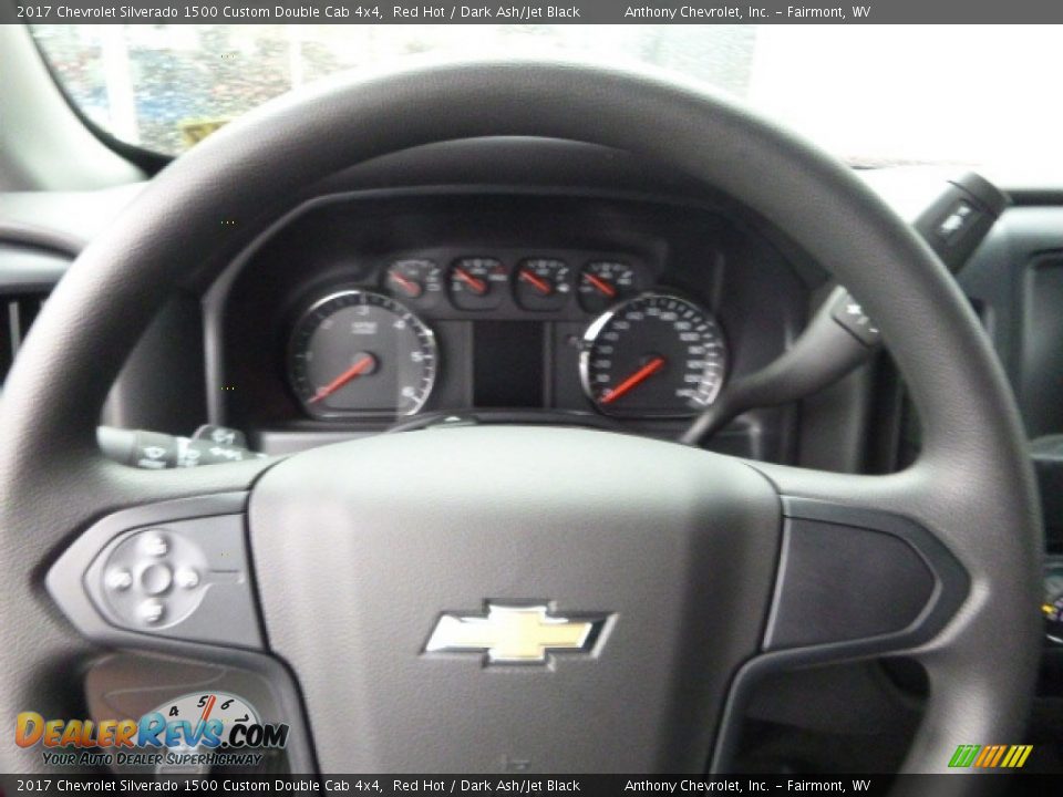 2017 Chevrolet Silverado 1500 Custom Double Cab 4x4 Red Hot / Dark Ash/Jet Black Photo #14