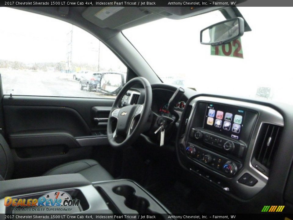 2017 Chevrolet Silverado 1500 LT Crew Cab 4x4 Iridescent Pearl Tricoat / Jet Black Photo #4