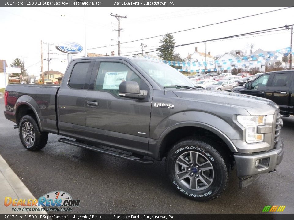 Front 3/4 View of 2017 Ford F150 XLT SuperCab 4x4 Photo #3