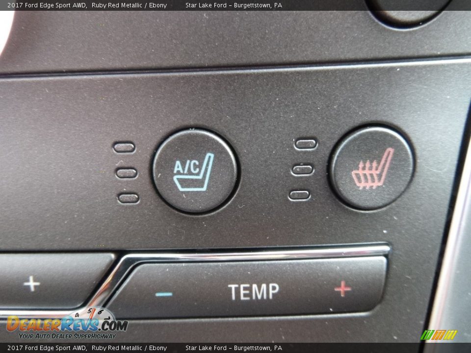 Controls of 2017 Ford Edge Sport AWD Photo #18
