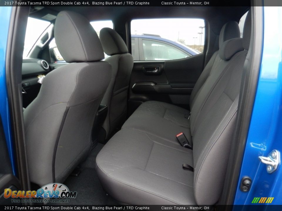 2017 Toyota Tacoma TRD Sport Double Cab 4x4 Blazing Blue Pearl / TRD Graphite Photo #5