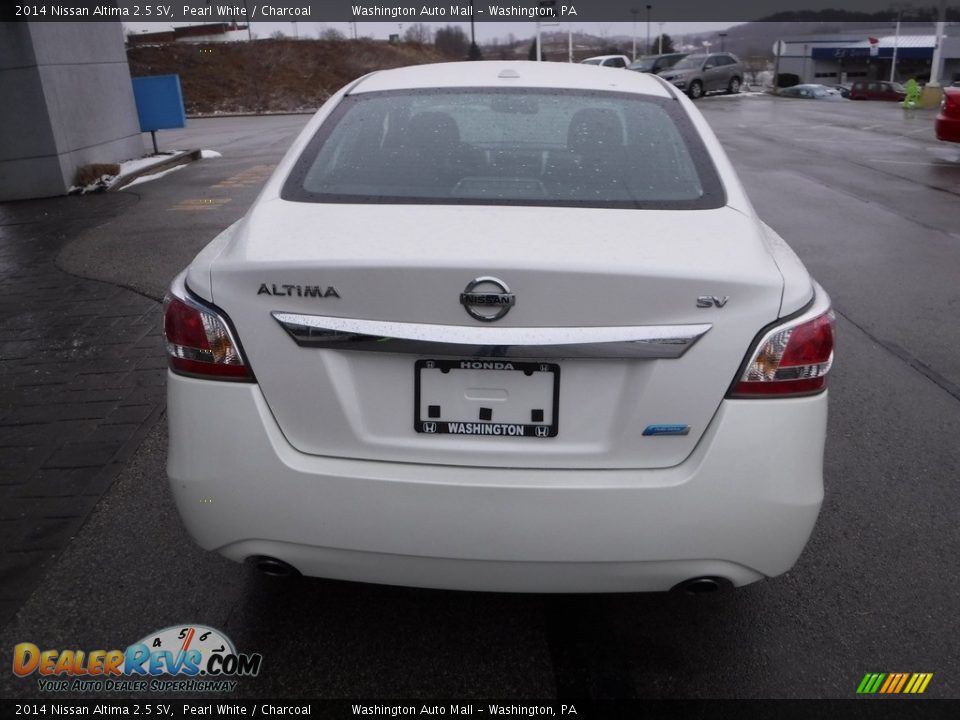 2014 Nissan Altima 2.5 SV Pearl White / Charcoal Photo #9