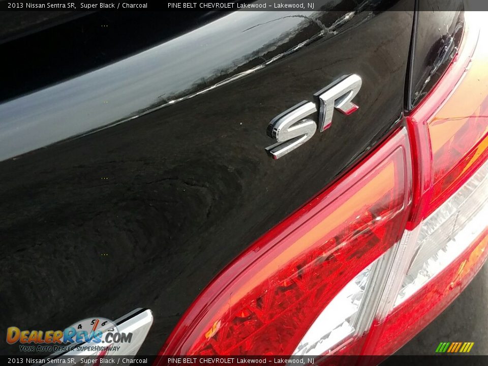 2013 Nissan Sentra SR Super Black / Charcoal Photo #9
