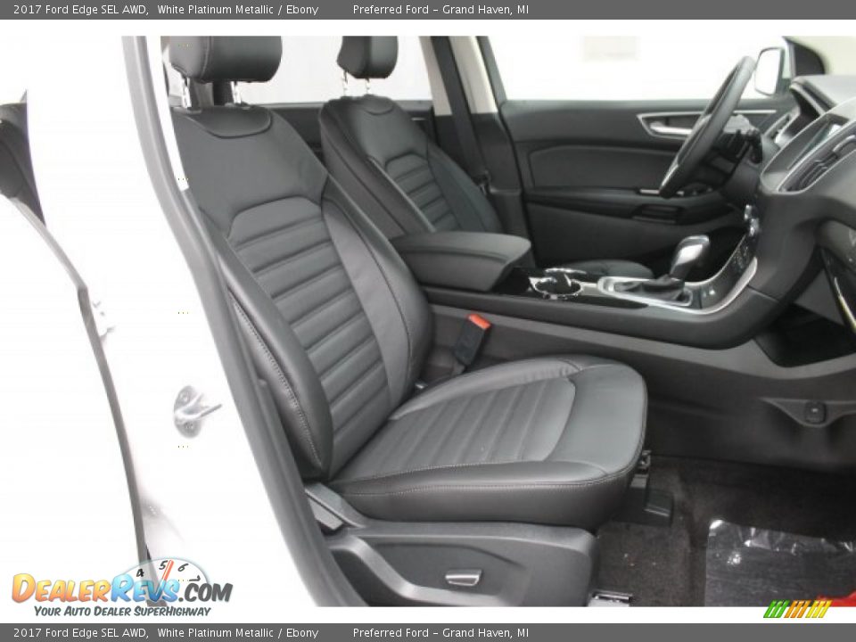 Front Seat of 2017 Ford Edge SEL AWD Photo #8