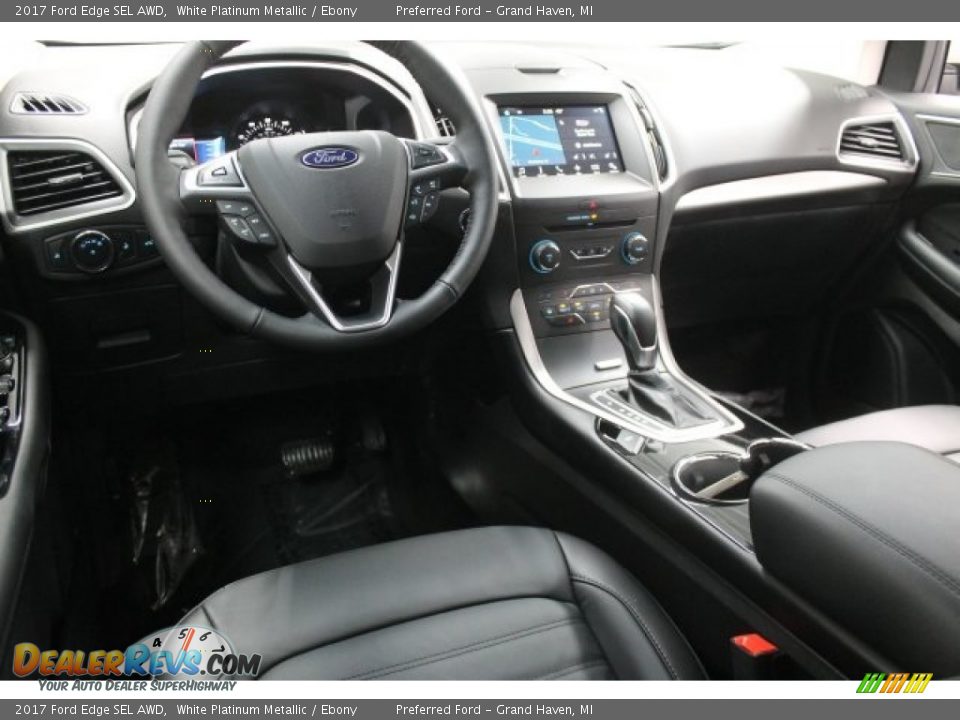 Dashboard of 2017 Ford Edge SEL AWD Photo #12